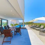 Сasa de vacaciones In Okrug Gornji With Sauna Trogir