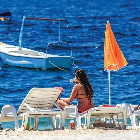 In Okrug Gornji With Sauna Σπίτι διακοπών
