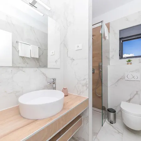 In Okrug Gornji With Sauna *