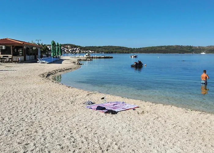 Hébergement de vacances In Okrug Gornji With Sauna