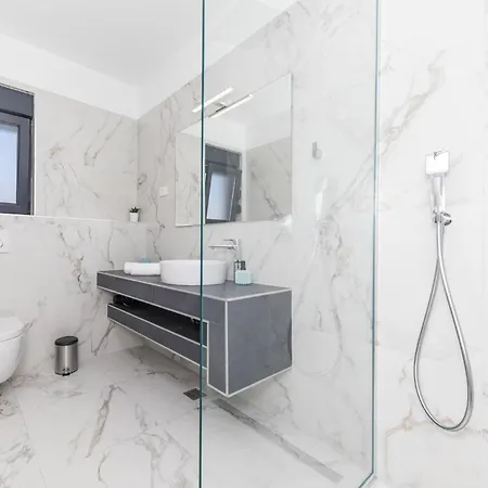 In Okrug Gornji With Sauna *